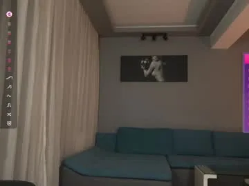 DiamondJo free chat on liveonude Image 13