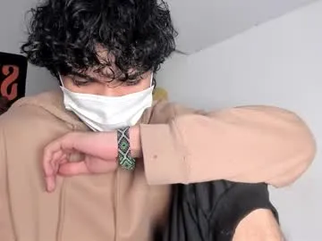 AlexAndPole free chat on liveonude Image 2