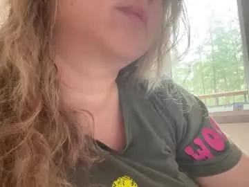 BELBIG free chat on liveonude Image 11