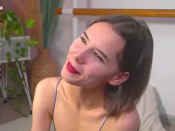 vika_loves_you free chat on liveonude Image 14