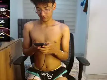 techno_420 free chat on liveonude Image 19