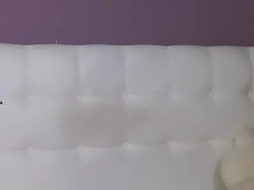 ELENA-XXX free chat on liveonude Image 4