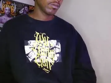 big_small_horny free chat on liveonude Image 13