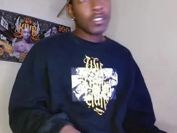 big_small_horny free chat on liveonude Image 17