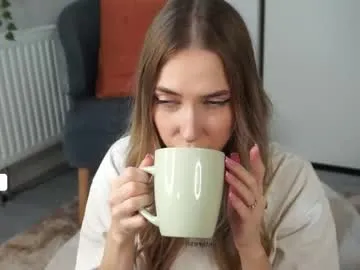 xunybany free chat on liveonude Image 18