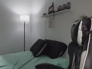 -Breid-1 free chat on liveonude Image 12