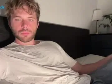 PinkFoxya free chat on liveonude Image 2