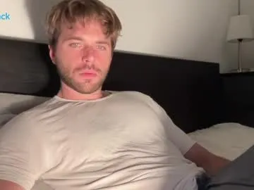 PinkFoxya free chat on liveonude Image 4