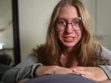 shelleymorell free chat on liveonude Image 17