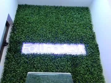 iamlila free chat on liveonude Image 13