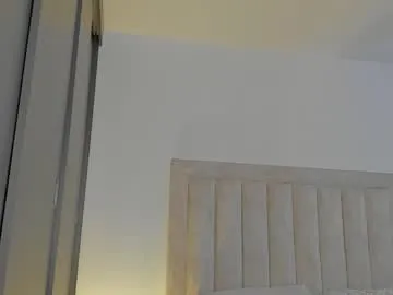 adria_ross free chat on liveonude Image 16