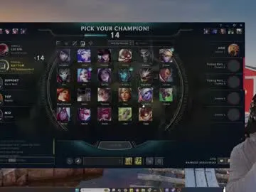 xunybany free chat on liveonude Image 7