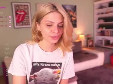 mandarinkaa free chat on liveonude Image 3