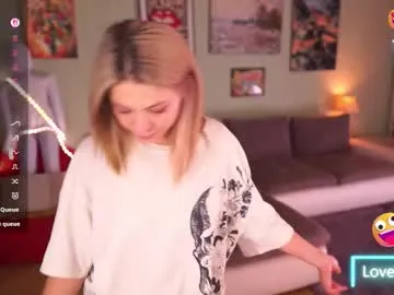 mandarinkaa free chat on liveonude Image 9