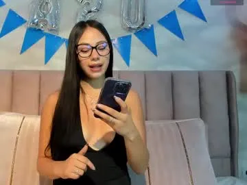 DiamondJo free chat on liveonude Image 10