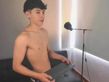 BELBIG free chat on liveonude Image 10