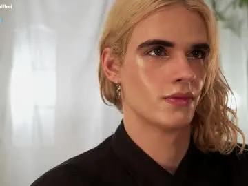 malucam_06 free chat on liveonude Image 13