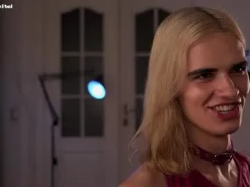 malucam_06 free chat on liveonude Image 19