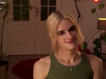 malucam_06 free chat on liveonude Image 8