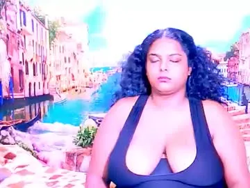 DiamondJo free chat on liveonude Image 18