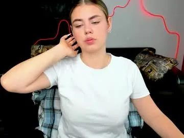 xunybany free chat on liveonude Image 17