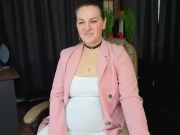 BELBIG free chat on liveonude Image 7