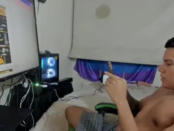 MiaLiaHot free chat on liveonude Image 3