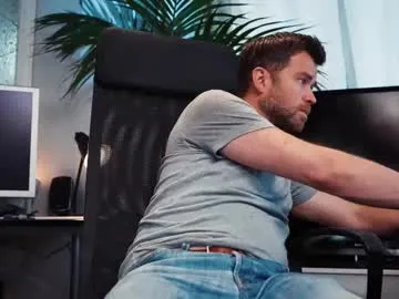 Wild-Angel777 free chat on liveonude Image 4