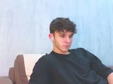 james_friends free chat on liveonude