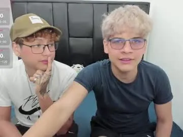 xunybany free chat on liveonude Image 16