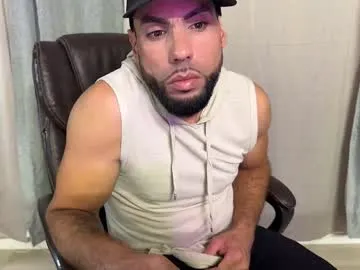 HEYBANANA free chat on liveonude Image 5