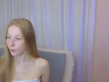 heymartina free chat on liveonude Image 6