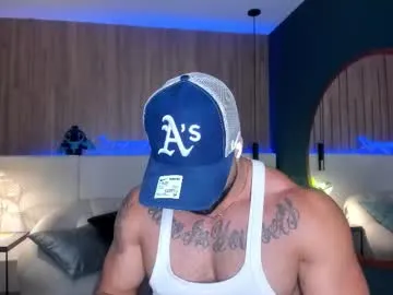 _hairybeard_ free chat on liveonude Image 15