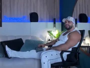 _hairybeard_ free chat on liveonude Image 6