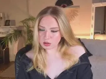 DiamondJo free chat on liveonude Image 5