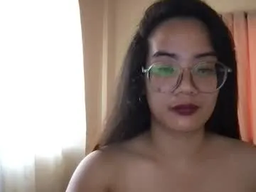 DiamondJo free chat on liveonude Image 19