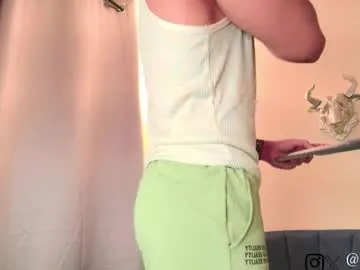 yummylaylax free chat on liveonude Image 12