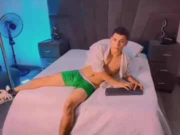 jhoanleandro free chat on liveonude