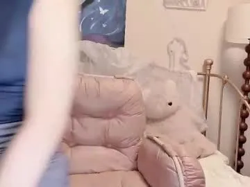 ELENA-XXX free chat on liveonude Image 15