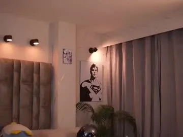 hold-me-tight free chat on liveonude Image 5