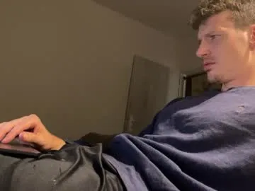 Girl-Pleasure free chat on liveonude Image 11