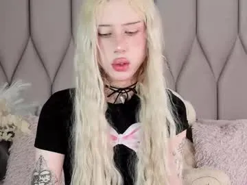 tiffanywaynne free chat on liveonude Image 3