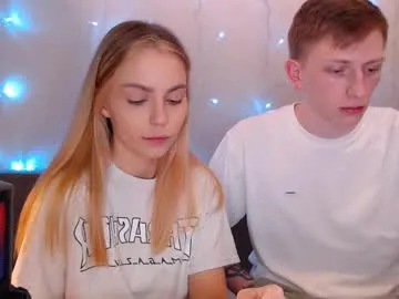 DiamondJo free chat on liveonude Image 17