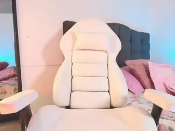 nataliadream5 free chat on liveonude Image 2