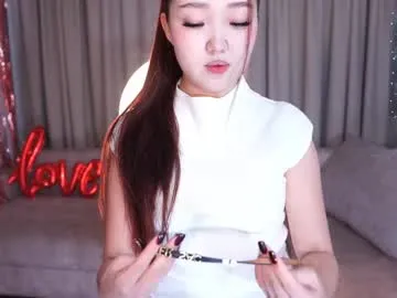 iamlila free chat on liveonude Image 19