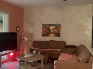 matildamoist free chat on liveonude Image 16