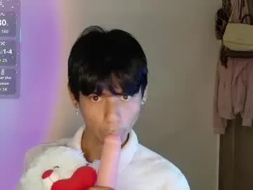 xunybany free chat on liveonude Image 2