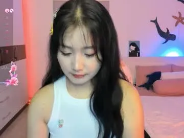 Zoe-Leo free chat on liveonude Image 5