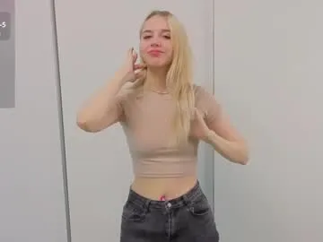 onlygia free chat on liveonude Image 3