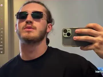 boy_trans free chat on liveonude Image 13